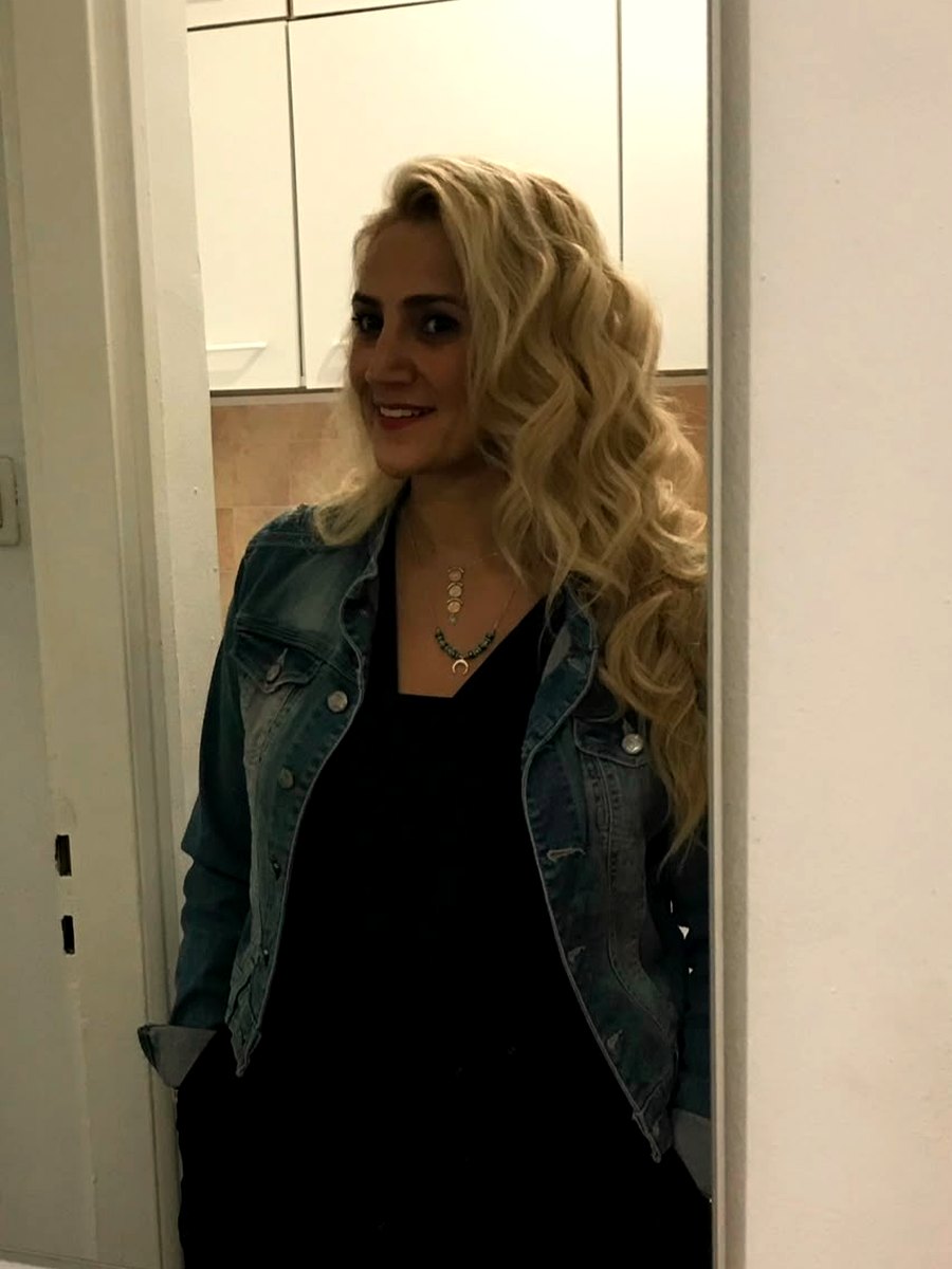 Zümrüt Yürgaci — Friseurin · Damen bei KLASS Friseur Nürnberg
